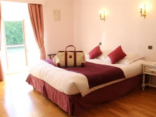 Domaine De Montchevreuil Ξενοδοχείο Fresneaux-Montchevreuil Δωμάτιο φωτογραφία